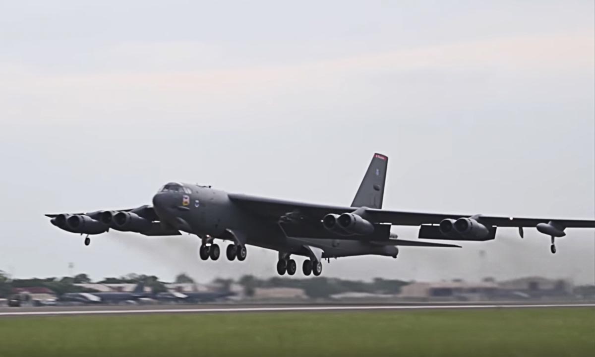 Pentagon Deploys Six B-52 Strategic Bombers To Military Base Diego ...