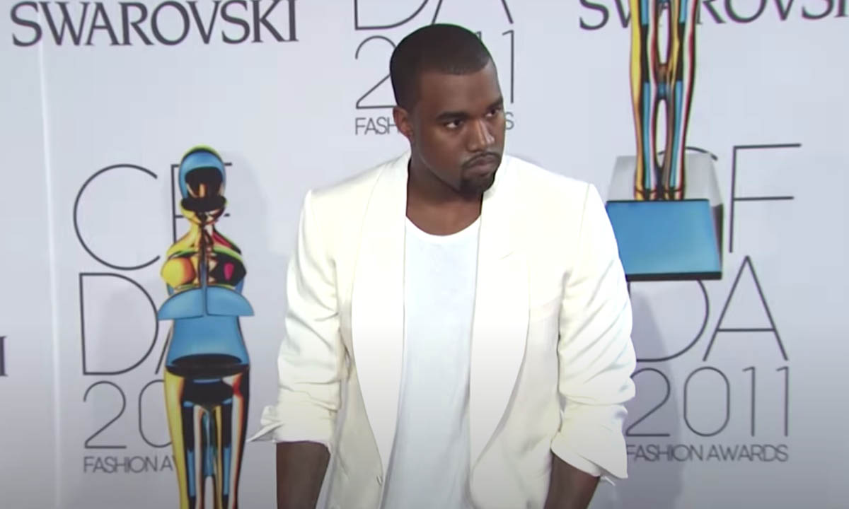 Kanye West Buys Massive Ad In The New York Times Addressed To The Future America The West News - kanye west roblox halloween costume