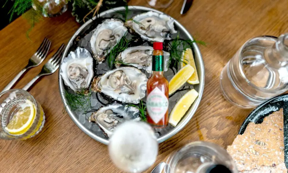 Where Can You Eat Oysters Outside in Seattle Right Now - The West News