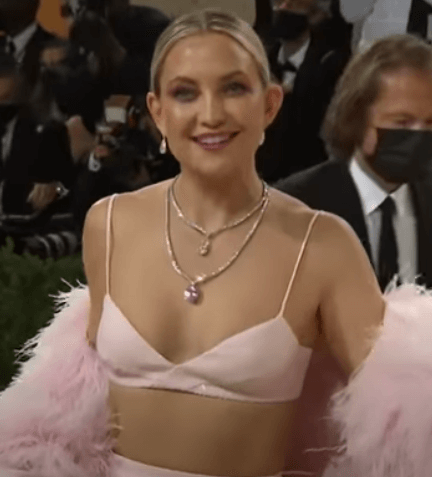At the Met Gala, all eyes were on Kate Hudson's massive new engagement ring.