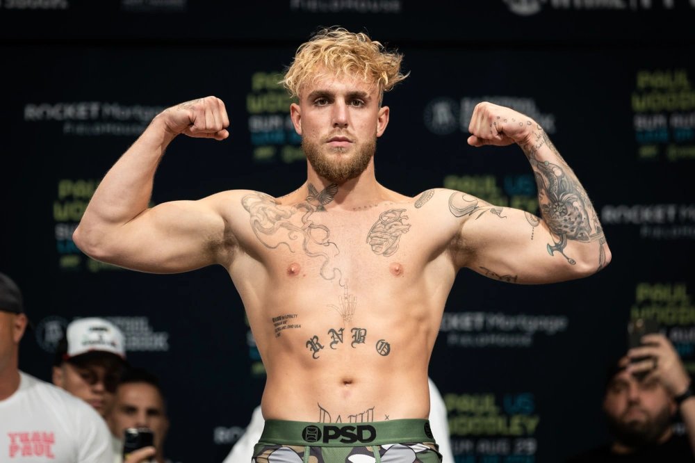 Måltid Menstruation Foster YouTube star Jake Paul has officially announced his fight against Tommy  Fury - The West News