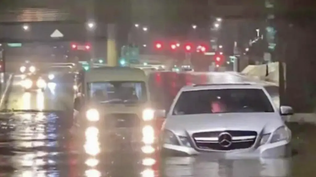 Las Vegas Strip and casinos Completely Submerged After Flash Flooding