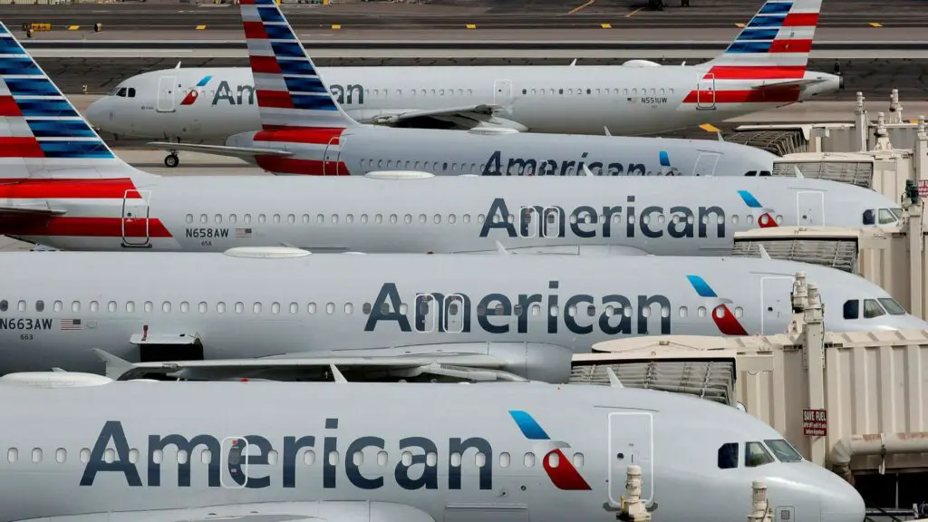 American Airlines agrees to reimburse customers $7.5 million for unjustified baggage fees